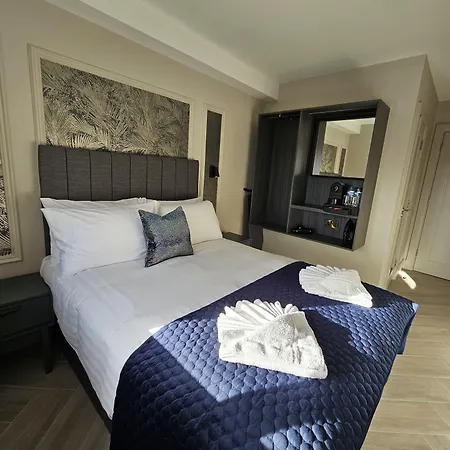 The Abbeygate Townhouse 3*