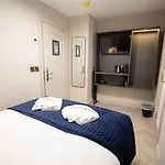 The Abbeygate Townhouse ゲストハウス 3*