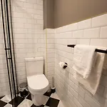 ゲストハウス The Abbeygate Townhouse 3*