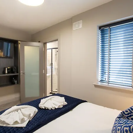 게스트하우스 The Abbeygate Townhouse 3*