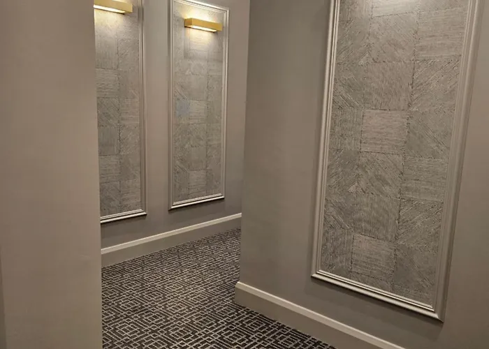 The Abbeygate Townhouse 골웨이