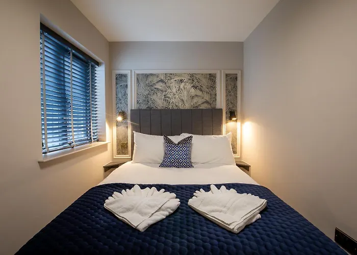 게스트하우스 The Abbeygate Townhouse 3*